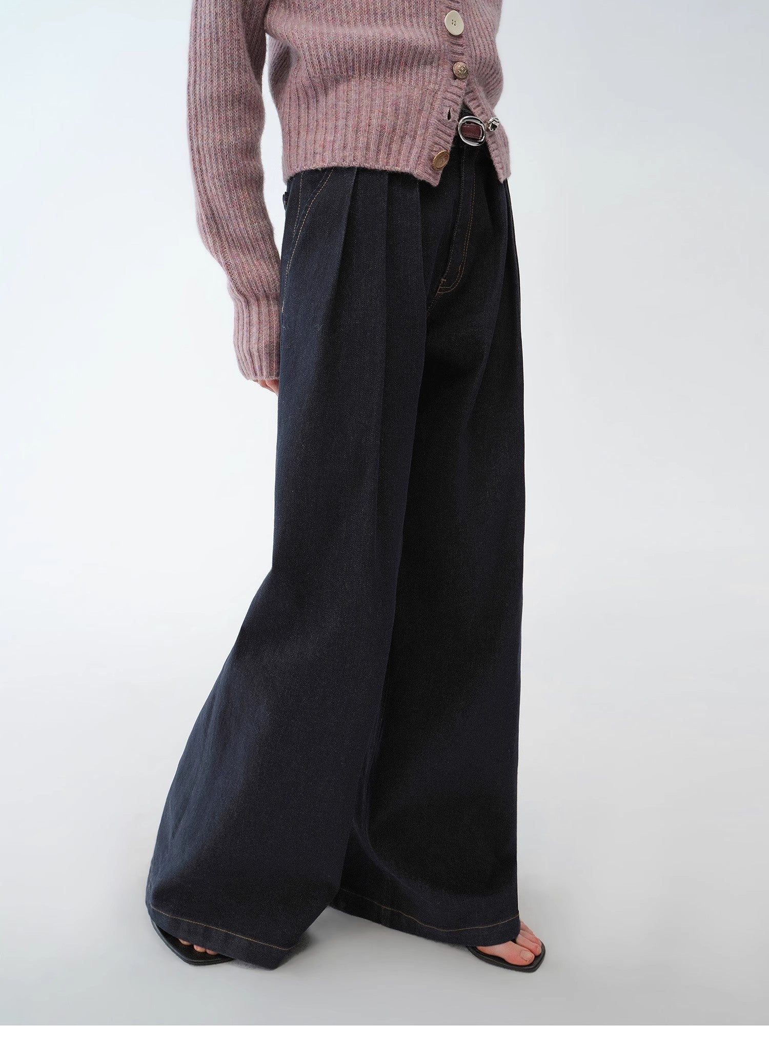 Wide Loose Jeans